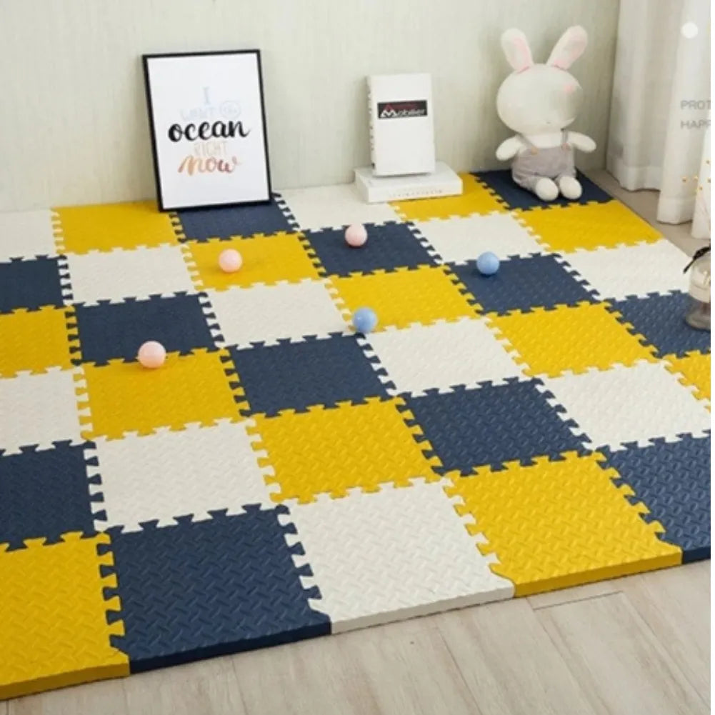 Tapis puzzle en mousse 2-3 cm multicolore pour bébé, doux, antidérapant et idéal pour l'éveil.